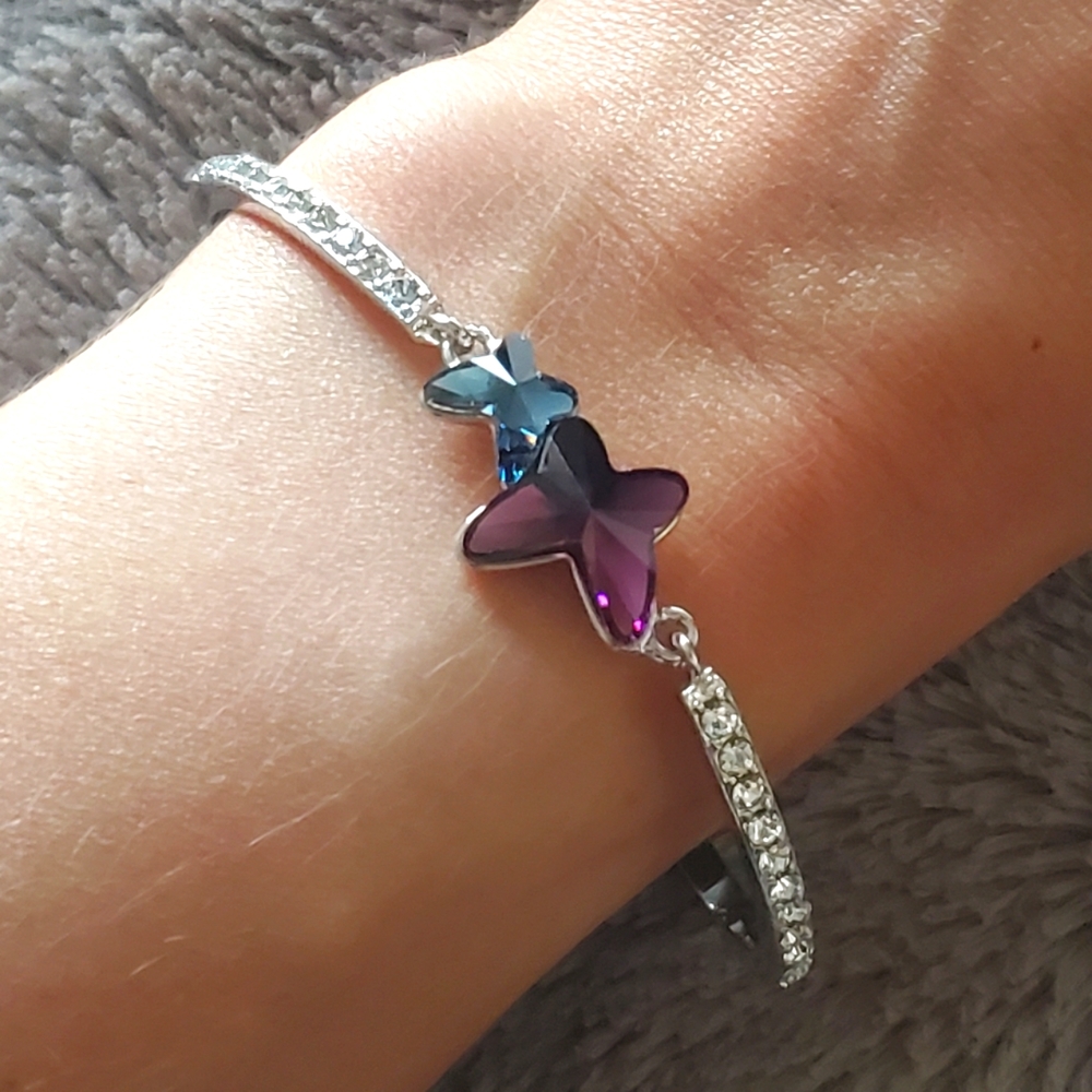 Silver bracelet with crystal detailing 💖